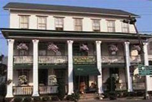 The National Hotel Frenchtown Exterior foto
